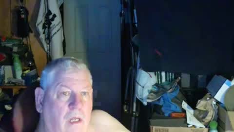 canoelicker69 online show from 19, 9, 2025