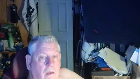 canoelicker69 online show from 25, 9, 2025