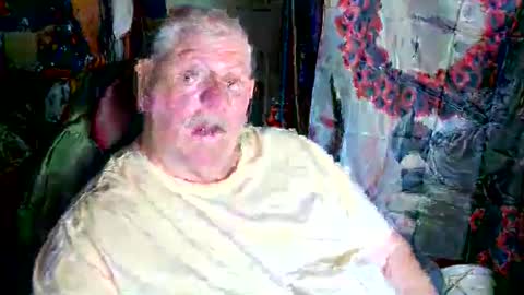 Snapshot of canoelicker69 chatting on 17, 5, 2026 canoelicker69 online show from 17, 5, 2026