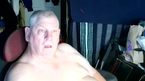 Snapshot of canoelicker69 chatting on 2, 8, 2026 canoelicker69 online show from 2, 8, 2026