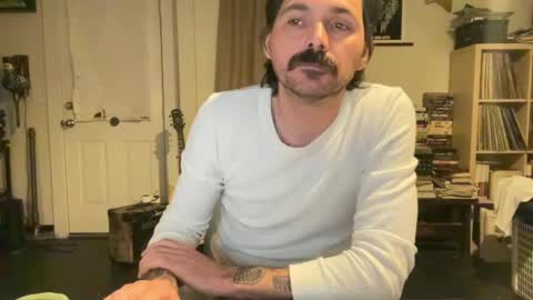 Snapshot of cantleavethehouse chatting on 17, 2, 2025 cantleavethehouse online show from 17, 2, 2025