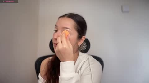 Emma online show from 12, 2, 2025