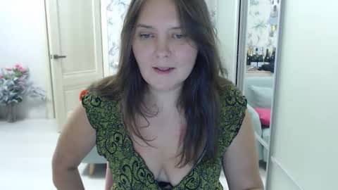 Snapshot of cappuchinno chatting on 5, 12, 2025 cappuchinno online show from 5, 12, 2025