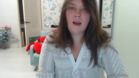 Snapshot of cappuchinno2 chatting on 18, 11, 2025 cappuchinno2 online show from 18, 11, 2025