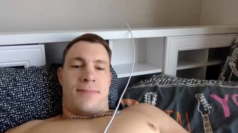 Snapshot of capt_oliver chatting on 19, 12, 2025 follow my twitter online show from 19, 12, 2025