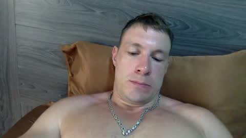 Snapshot of capt_oliver chatting on 12, 1, 2026 follow my twitter online show from 12, 1, 2026