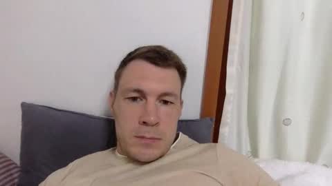 Snapshot of capt_oliver chatting on 19, 2, 2026 follow my twitter online show from 19, 2, 2026