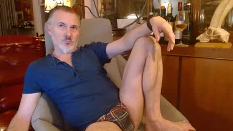 Snapshot of captian_rich chatting on 7, 1, 2026 captian_rich online show from 7, 1, 2026