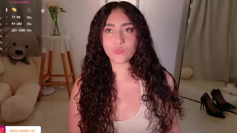 Snapshot of caramel__ chatting on 25, 5, 2026 Mara online show from 25, 5, 2026