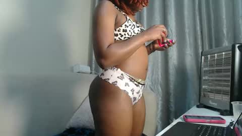 caramel online show from 11, 11, 2025