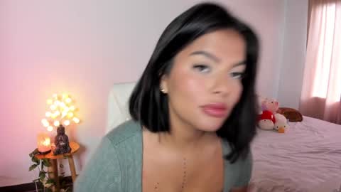 Snapshot of caramelo_xox chatting on 2, 1, 2025 online show from 2, 1, 2025