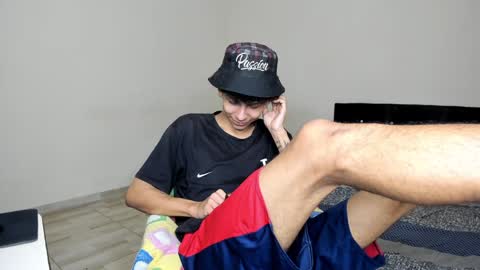 Carlos and Cristian  online show from 21, 1, 2025