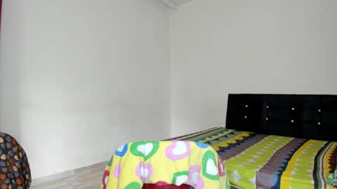 Carlos and Cristian  online show from 28, 2, 2025