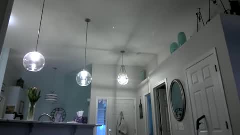 Caressluving online show from 4, 4, 2026