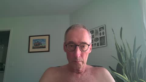 Snapshot of caressluving chatting on 12, 7, 2026 Caressluving online show from 12, 7, 2026