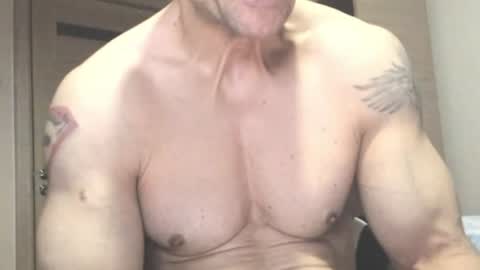 Snapshot of carin_the_body chatting on 15, 6, 2026 Laz online show from 15, 6, 2026