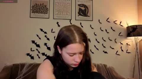 Elena online show from 31, 10, 2025