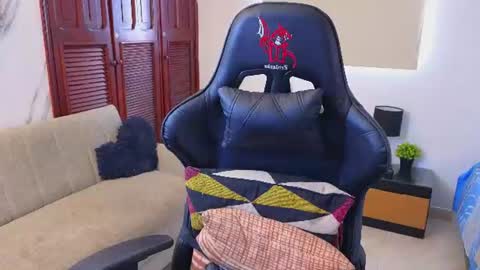 Snapshot of carl_dixon chatting on 16, 6, 2026 carl_dixon online show from 16, 6, 2026