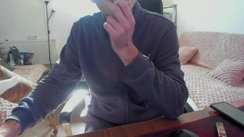 Carla And The Neighbor online show from 16, 1, 2025