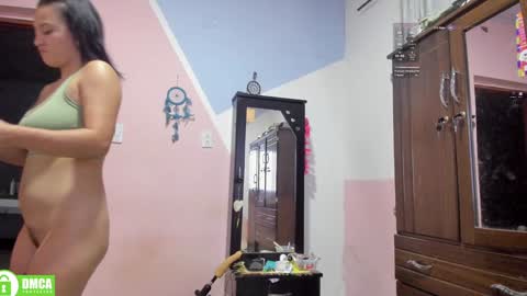 Snapshot of carla_rossi chatting on 21, 1, 2025 Carla online show from 21, 1, 2025