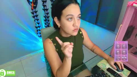 Snapshot of carla_rossi chatting on 27, 10, 2025 Carla online show from 27, 10, 2025