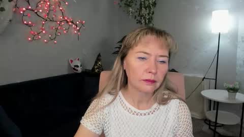 Snapshot of carla_vogue chatting on 3, 11, 2025 Carla Vogue online show from 3, 11, 2025