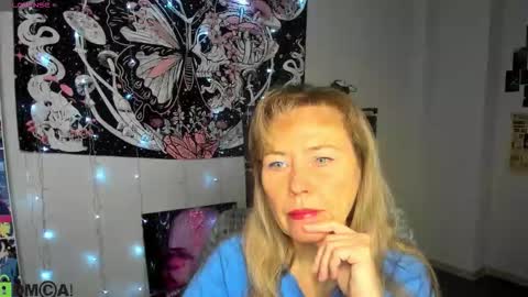 Snapshot of carla_vogue chatting on 15, 12, 2025 Carla Vogue online show from 15, 12, 2025