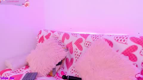 Carla Wet18 online show from 9, 9, 2025