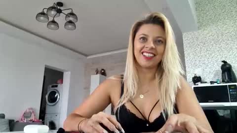 CarlaStaceFun online show from 16, 10, 2025