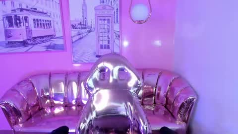 CARLYE   online show from 3, 1, 2025