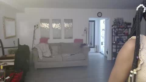 Carlie online show from 15, 11, 2025