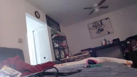 Snapshot of carliecreams chatting on 11, 4, 2026 Carlie online show from 11, 4, 2026