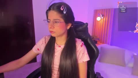 Snapshot of carlina_15 chatting on 30, 6, 2026 C A R L I N A online show from 30, 6, 2026