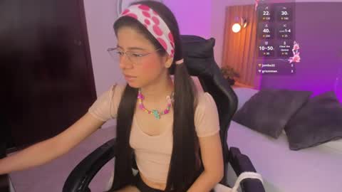 Snapshot of carlina_15 chatting on 18, 7, 2026 C A R L I N A online show from 18, 7, 2026