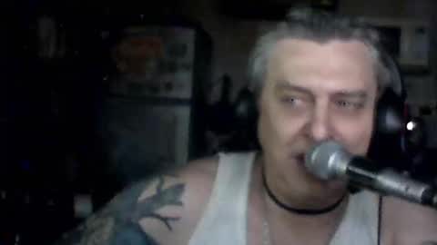 Snapshot of carlos712009 chatting on 23, 4, 2026 carlos712009 online show from 23, 4, 2026