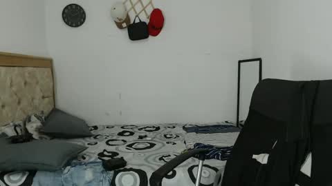 carlossmi01 online show from 14, 10, 2025