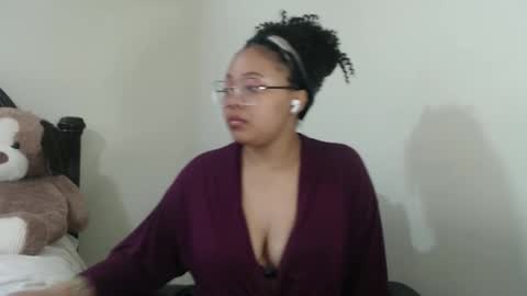 Snapshot of carmellovekisses chatting on 29, 3, 2026 CARAMEL xoxo online show from 29, 3, 2026