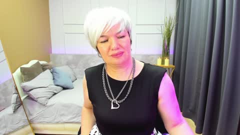 Snapshot of carmensoft chatting on 13, 1, 2025 Carmen online show from 13, 1, 2025