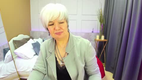 Snapshot of carmensoft chatting on 2, 2, 2025 Carmen online show from 2, 2, 2025