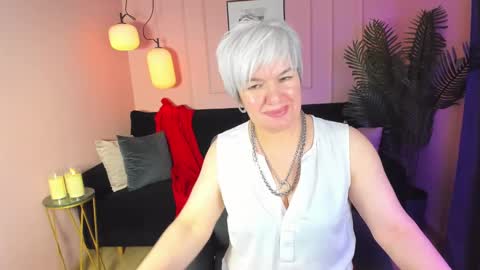 Snapshot of carmensoft chatting on 15, 2, 2025 Carmen online show from 15, 2, 2025