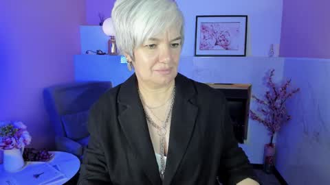 Snapshot of carmensoft chatting on 19, 9, 2025 Carmen online show from 19, 9, 2025