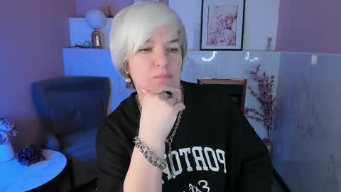Snapshot of carmensoft chatting on 25, 4, 2026 Carmen online show from 25, 4, 2026
