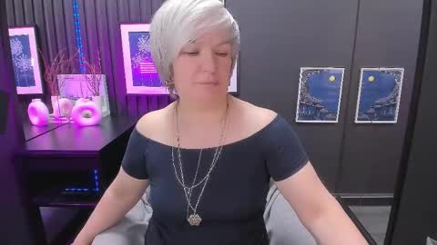 Snapshot of carmensoft chatting on 12, 5, 2026 Carmen online show from 12, 5, 2026