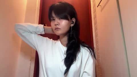 Snapshot of carolfreer chatting on 8, 11, 2025 Kim online show from 8, 11, 2025