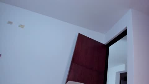 Snapshot of caroliine__ chatting on 18, 12, 2024 Caroline online show from 18, 12, 2024