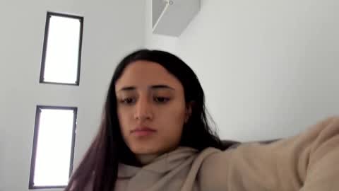 Snapshot of caroliine__ chatting on 19, 2, 2025 Caroline online show from 19, 2, 2025