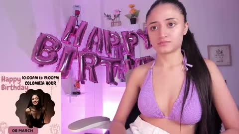 Snapshot of caroliine__ chatting on 8, 3, 2025 Caroline online show from 8, 3, 2025