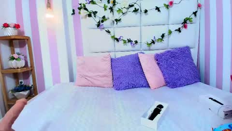 Snapshot of carolina_hernandez22 chatting on 6, 3, 2025 Carolina online show from 6, 3, 2025