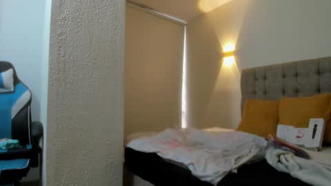 Snapshot of carolina_hernandez22 chatting on 6, 10, 2025 Carolina online show from 6, 10, 2025