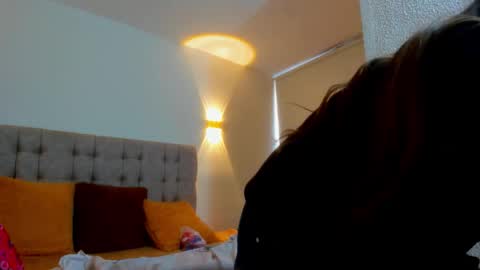 Carolina online show from 2, 12, 2025